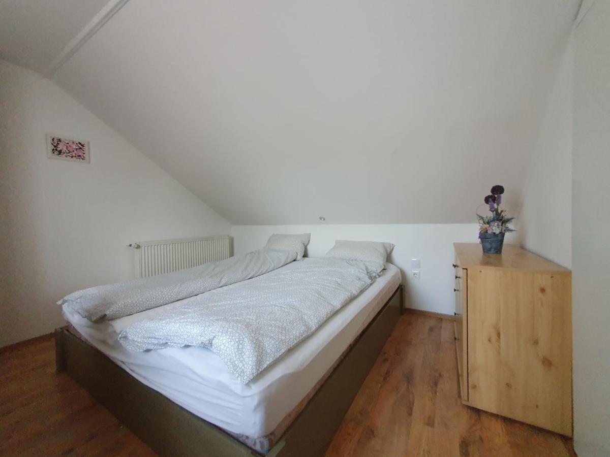 Nyil Apartman Wellnes เดเบรตเซน ภายนอก รูปภาพ