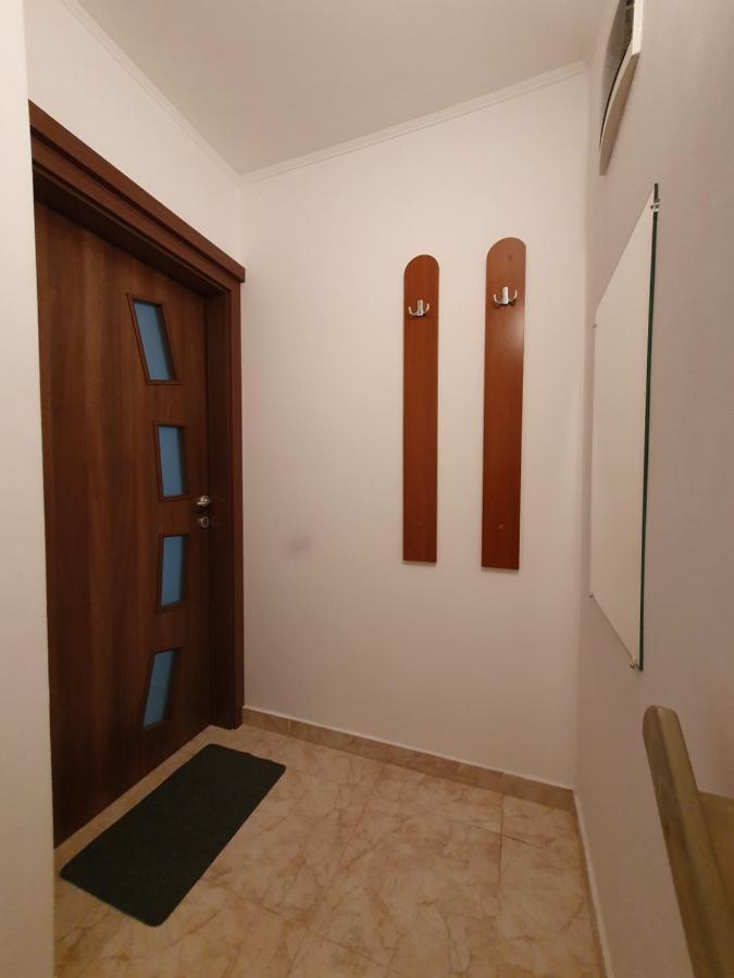Nyil Apartman Wellnes เดเบรตเซน ภายนอก รูปภาพ